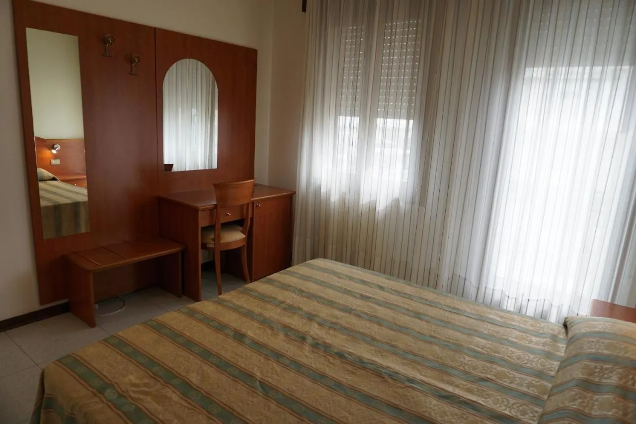 Hotel Ideal Sottomarina