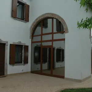 Nocleg ze śniadaniem Rose Rosse, Cadi David