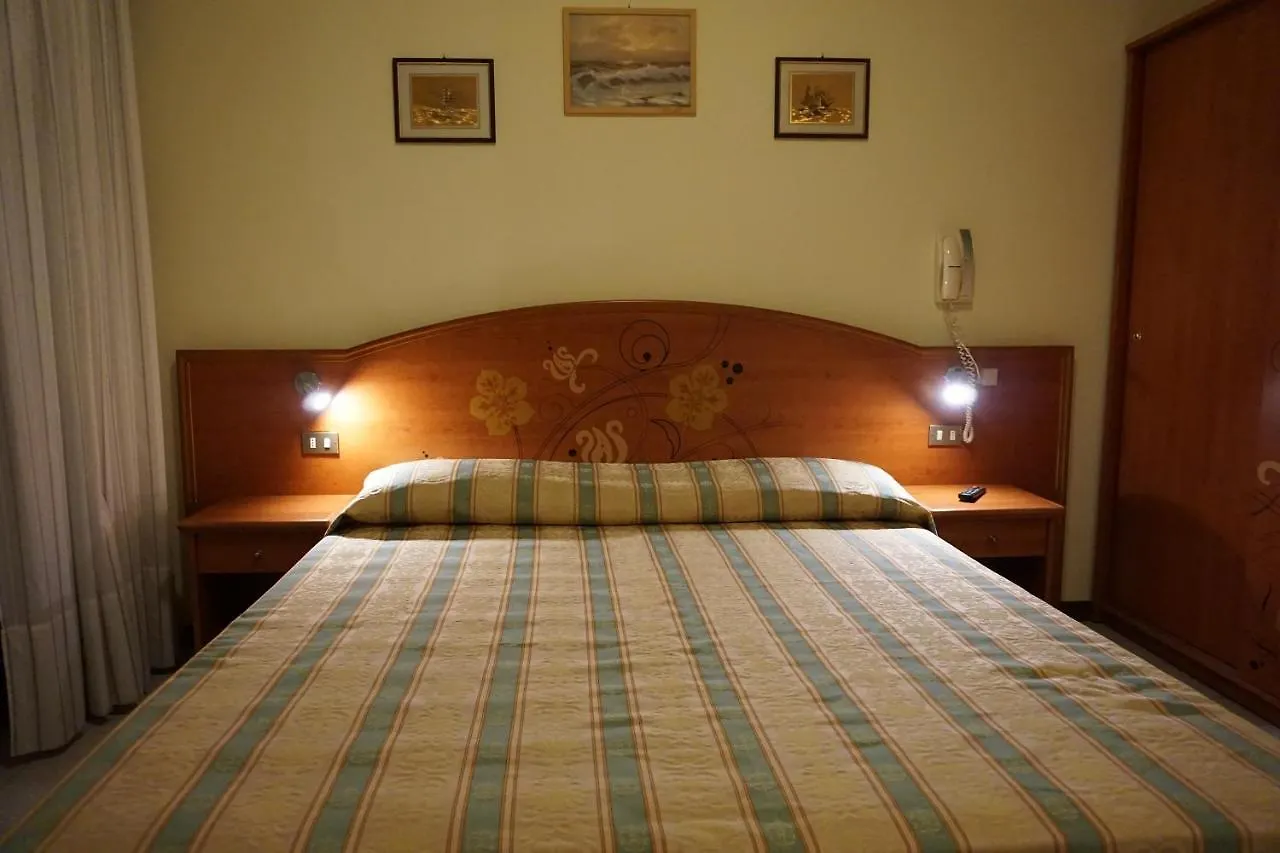 Hotel Ideal Sottomarina